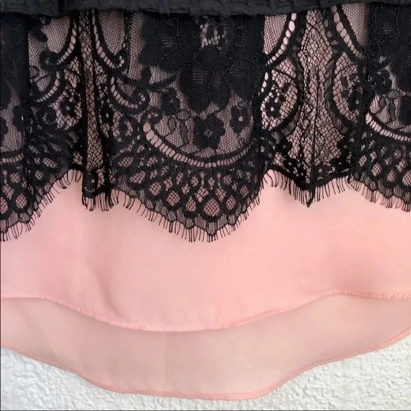 Greylin black and pink sleeveless textured blouse - Picture 3 of 13